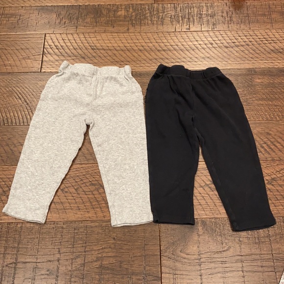 Carter’s Ruffled Pants - Picture 2 of 4